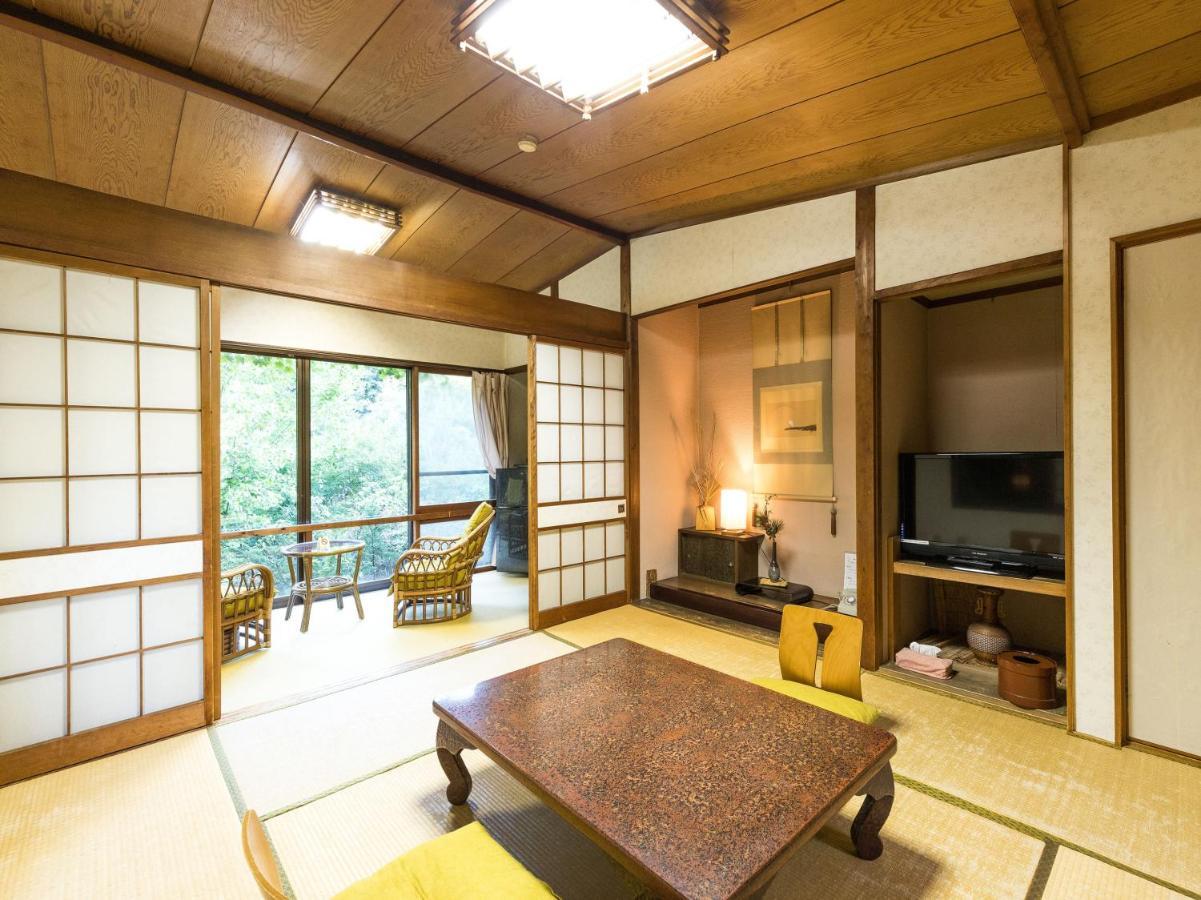 Tabist Shirasagi-Onsen Shirasagikan Hotel Toyota  Buitenkant foto