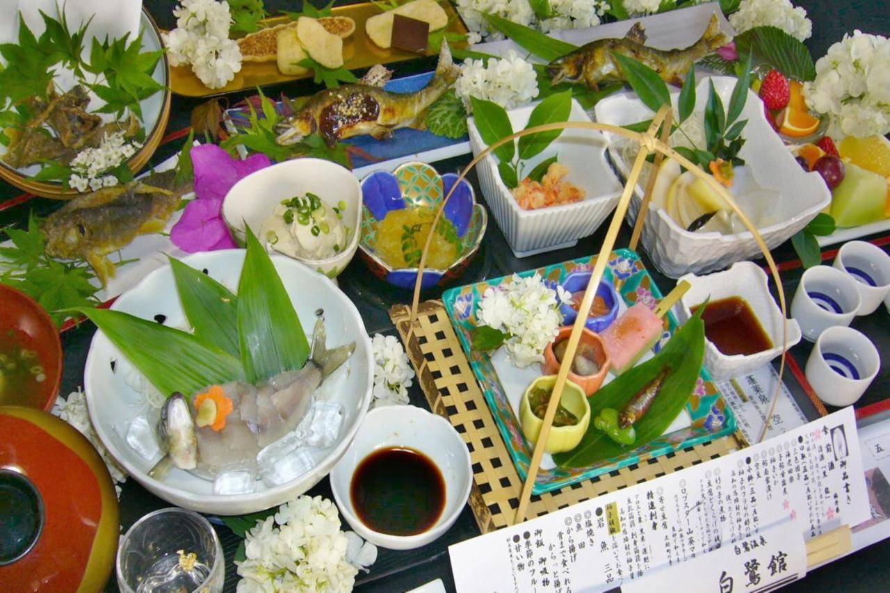 Tabist Shirasagi-Onsen Shirasagikan Hotel Toyota  Buitenkant foto